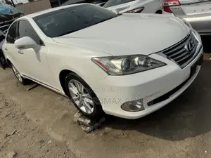 Lexus ES 350 2011 White