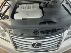 Lexus ES 350 2011 White