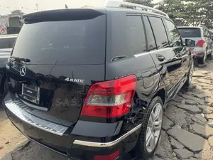 Mercedes-Benz GLK-Class 350 4MATIC 2011 Black