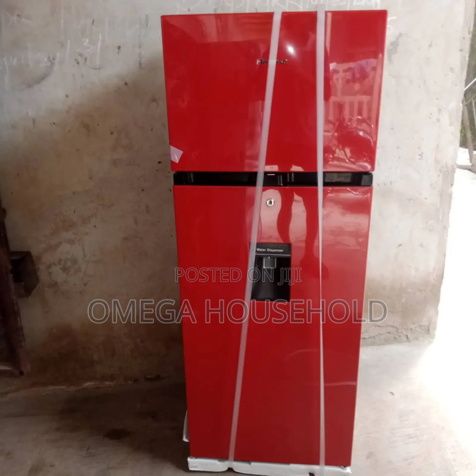 Standing Refrigerators With Water Dispenser
