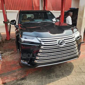 New Lexus LX 2022 Black