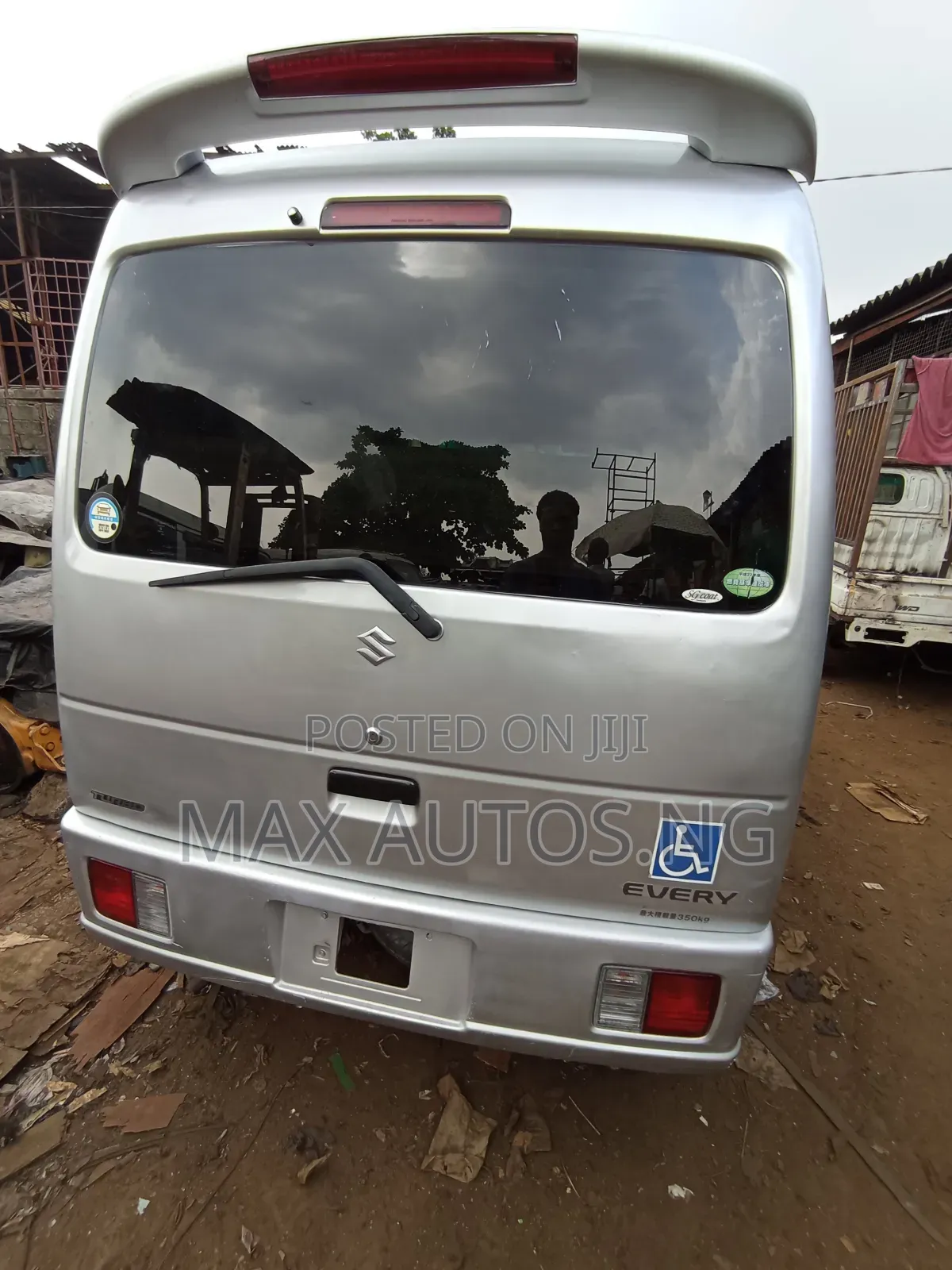 Suzuki APV Minibus 2010 Grey