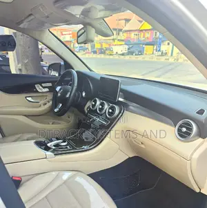 Mercedes-Benz GLC-Class 2016 Silver