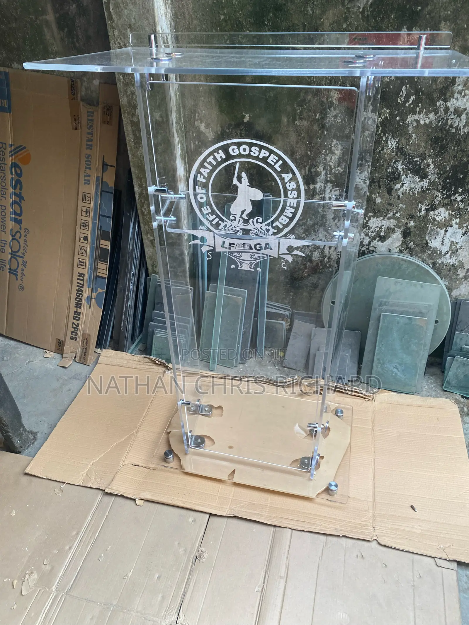 High Quality Acrylic Pulpit