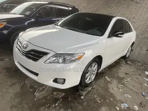 Toyota Camry 2010 White