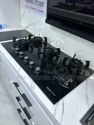 England Standard 4 Boner Gas Cooker.