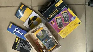 Fluke Thermocouple Thermometer Meter 51/52