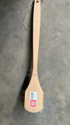 Fender Brush 20 Inches