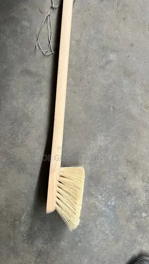 Fender Brush 20 Inches