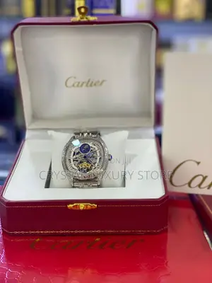 Cartier Quality Luxury Men Chain Strap Wristwatch