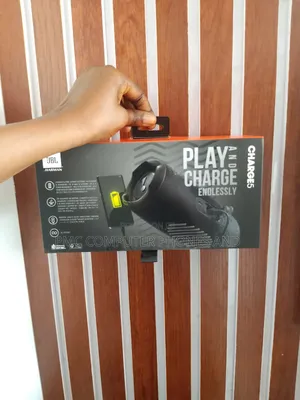 JBL Charge 5