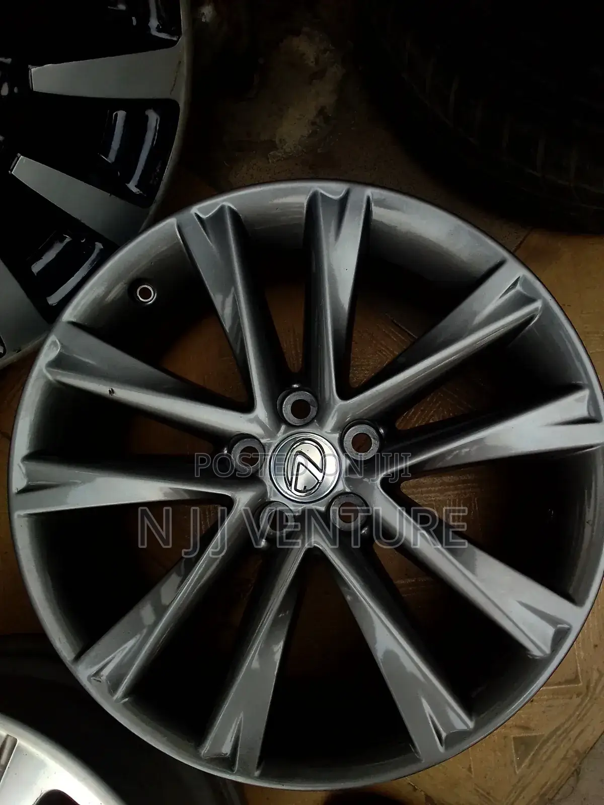19rim for Lexus