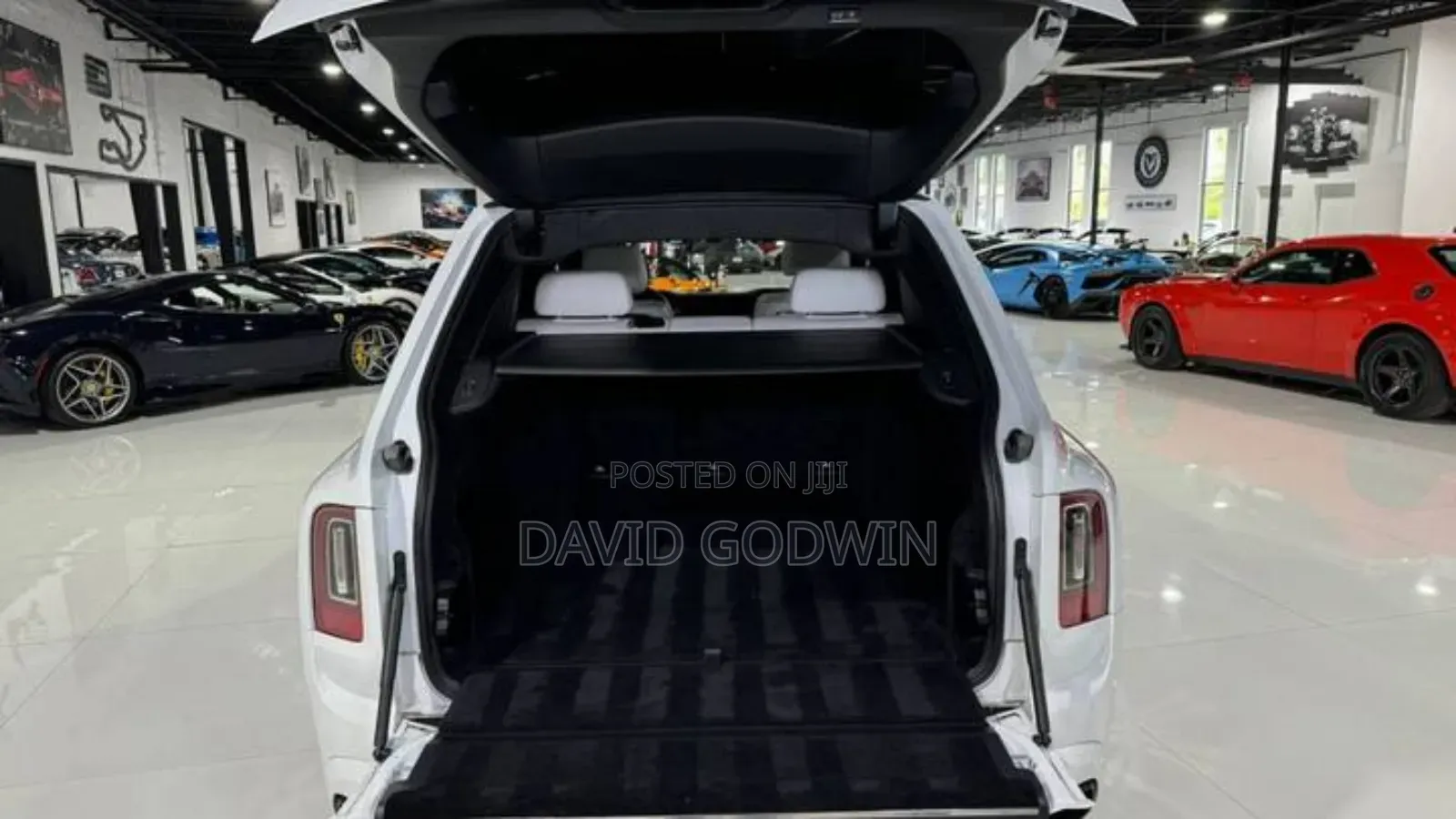 Rolls-Royce Cullinan Base 2019 White
