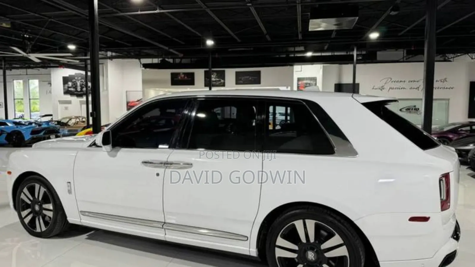 Rolls-Royce Cullinan Base 2019 White