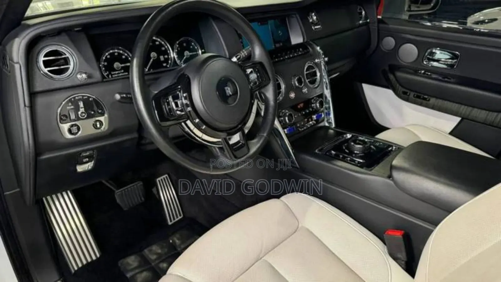 Rolls-Royce Cullinan Base 2019 White
