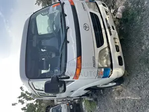 Toyota Dyna Double Door