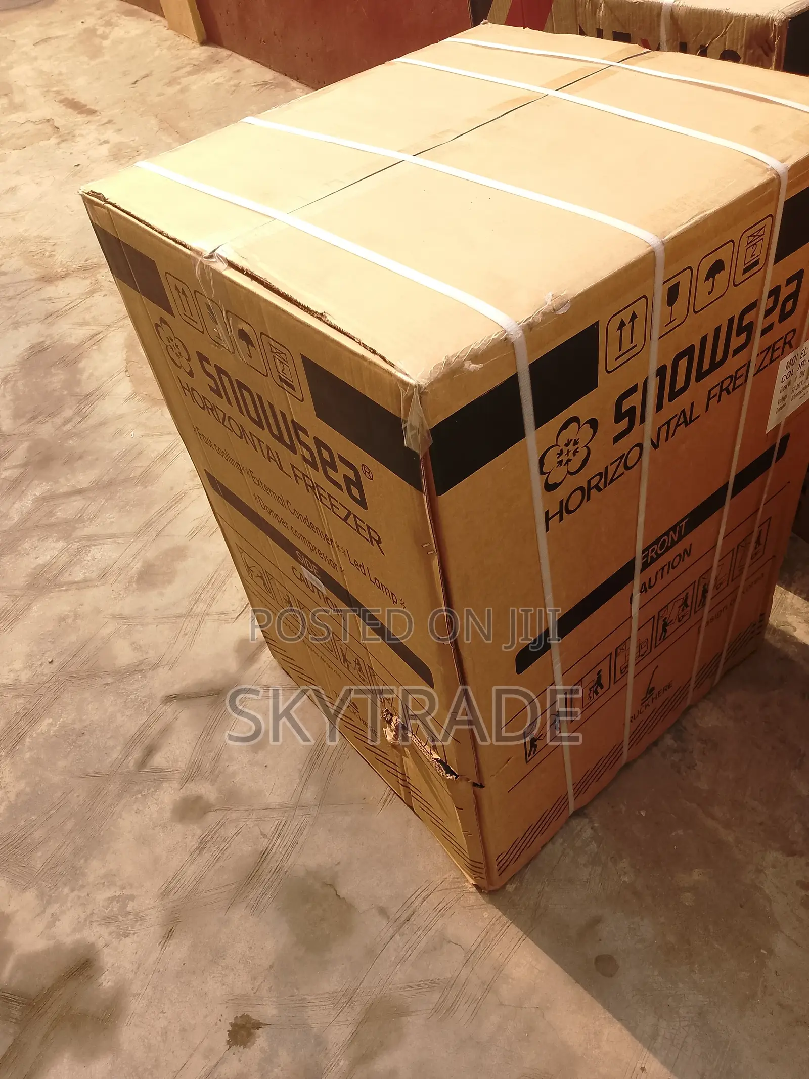 Unique Single Door Snow Sea Freezer 100 Litres