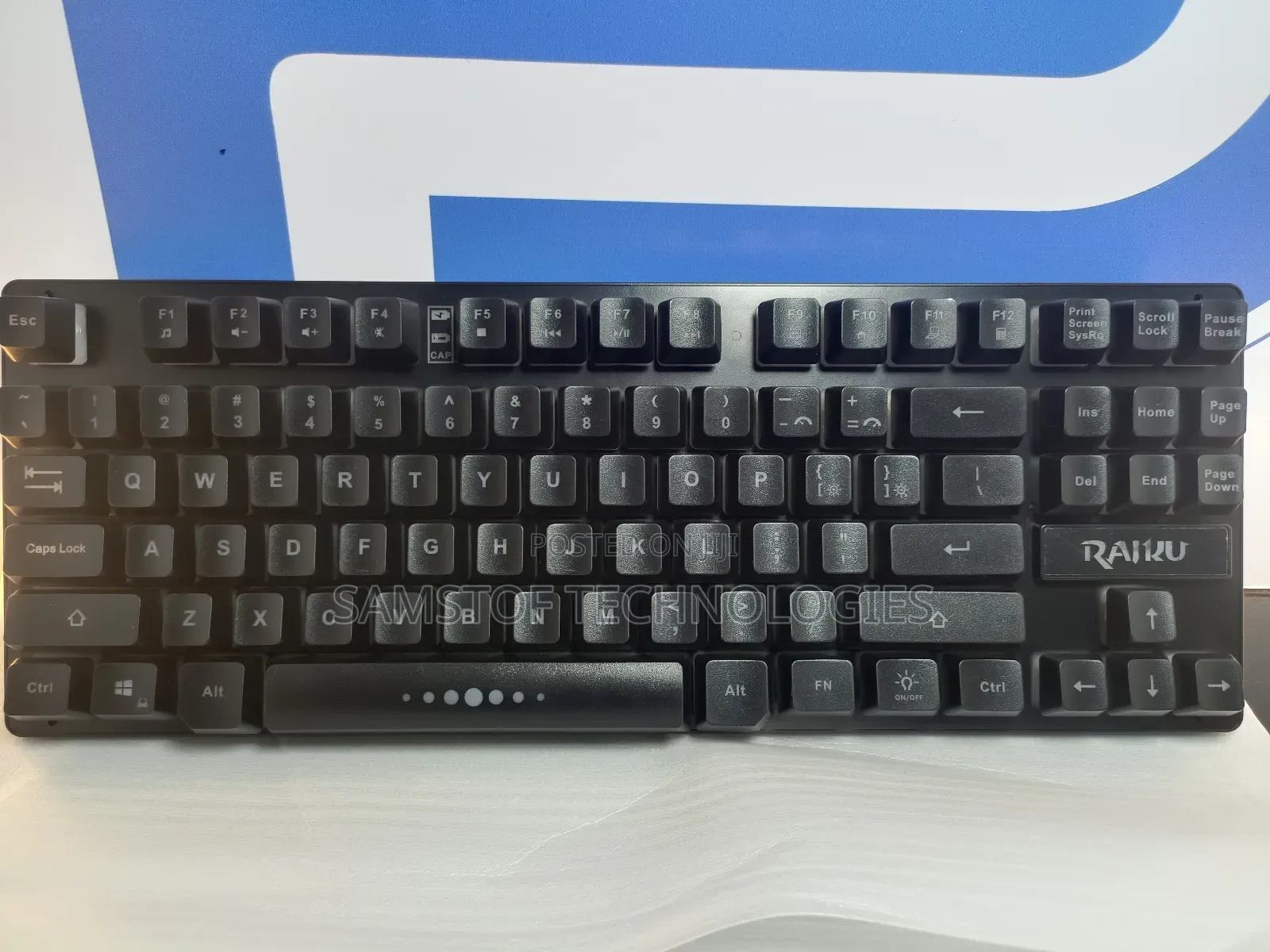 R905 Gaming Wireless Keyboard and Mouse Combo
