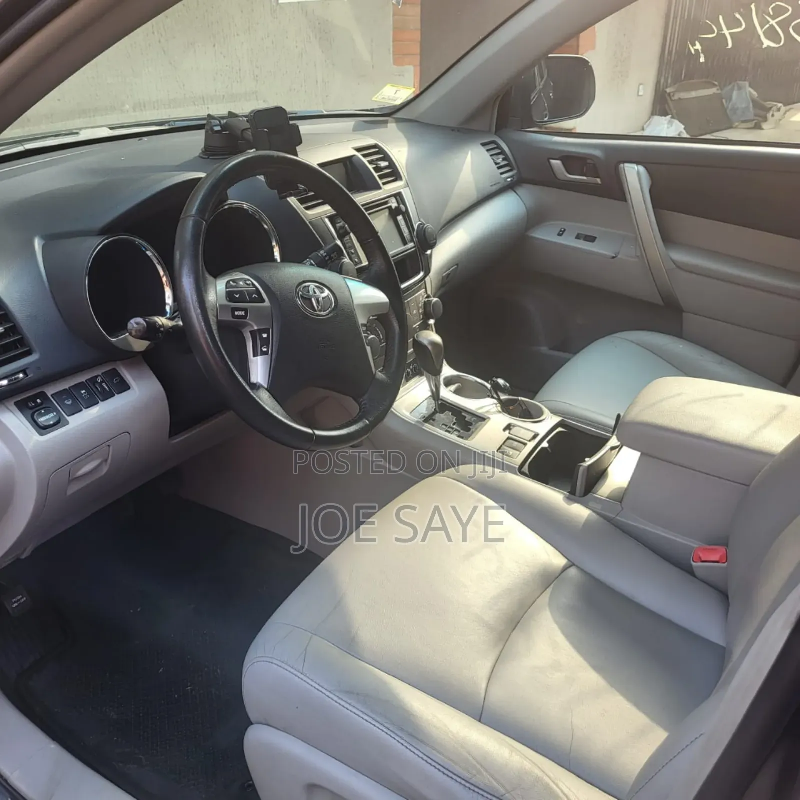 Toyota Highlander 2013 Gray