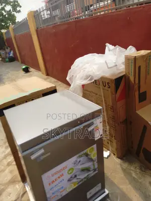 Super Designed Chest Freezer 100 Litres Snow Sea Single Door