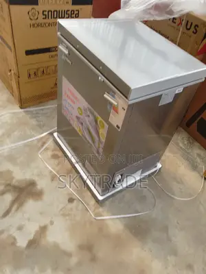 Low Energy 100 Litres Chest Freezer Snow Sea Single Door