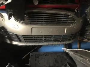 Ford. Fusion 2018/19 Model Front Bumper