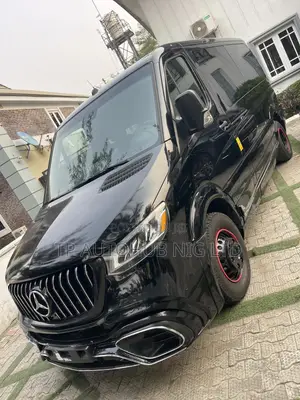 Mercedes-Benz Sprinter 2016 Black