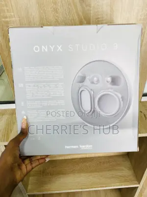 Onyx Studio 9