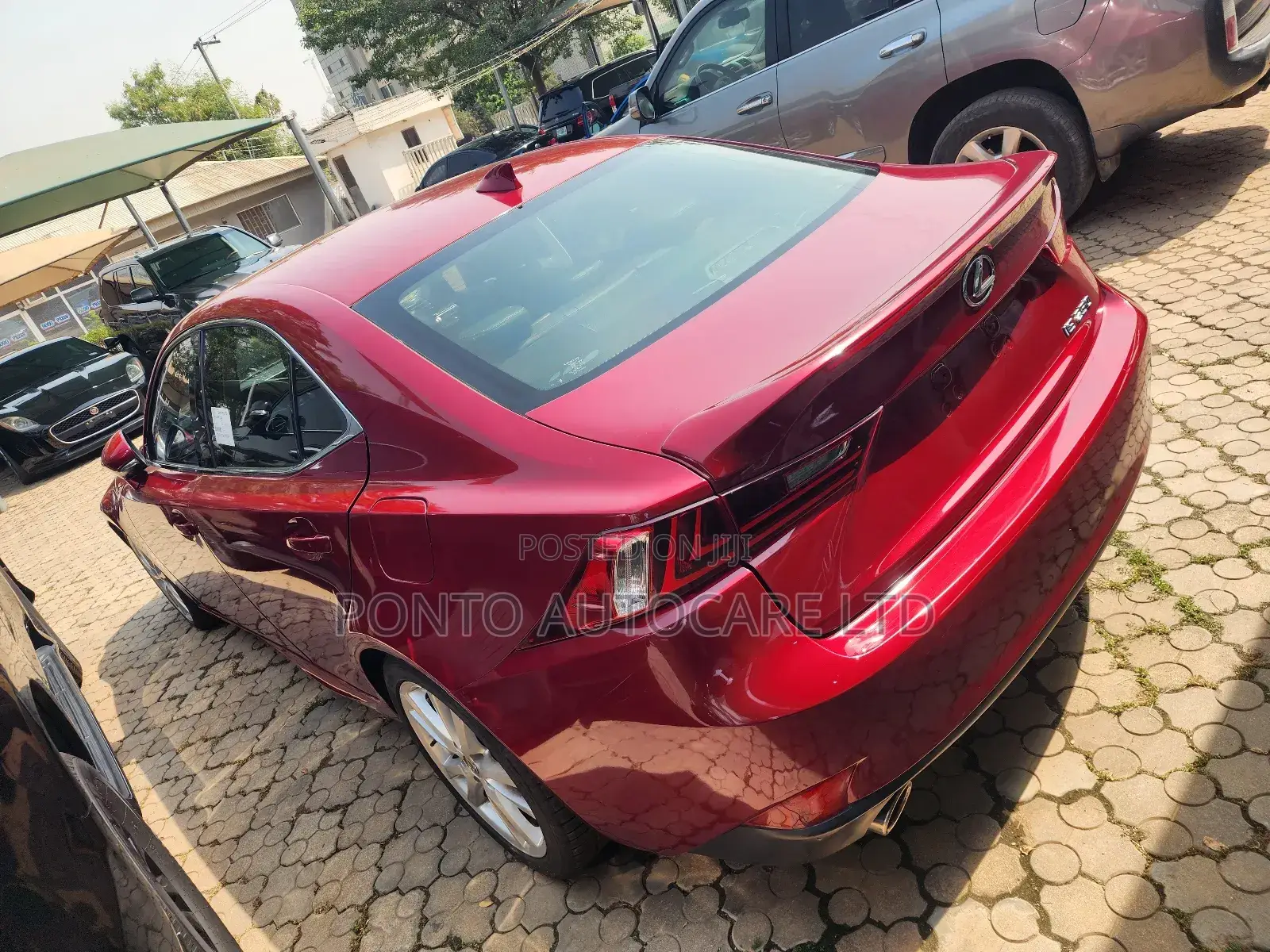 Lexus IS 250 2014 Red