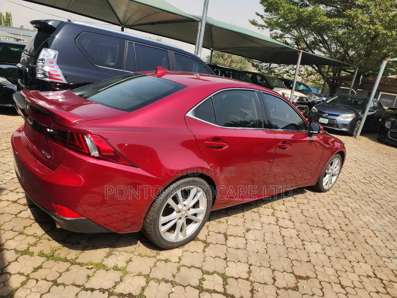 Lexus IS 250 2014 Red