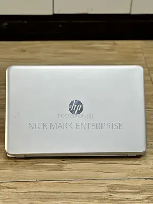 Laptop HP Envy 17 8GB Intel Core i7 HDD+SSD 128GB