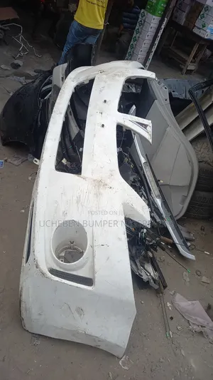 Front Tokunbor Bumper Pontiac Vibe GT Sports