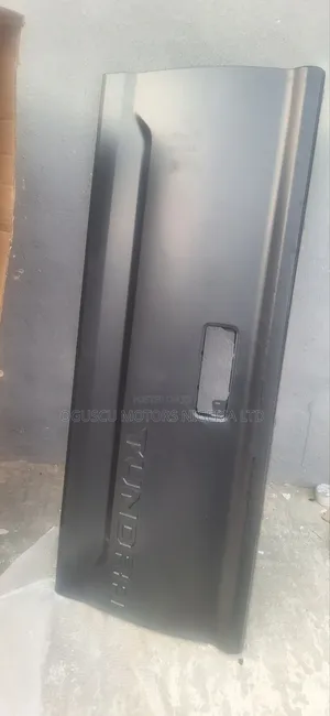 Tail Board Tundra 2015 To 2018-2020-2022