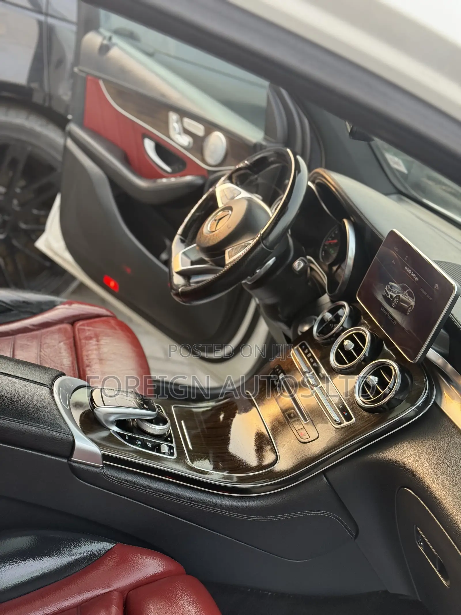 Mercedes-Benz GLC-Class 2019 White