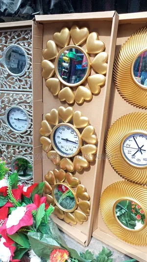 Elegant Luxury Hotel Bathroom Decorative Clocks