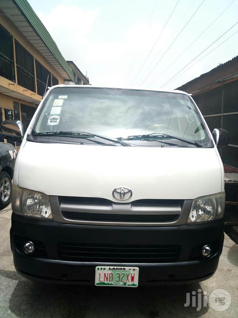 Buses/Cars For Hire