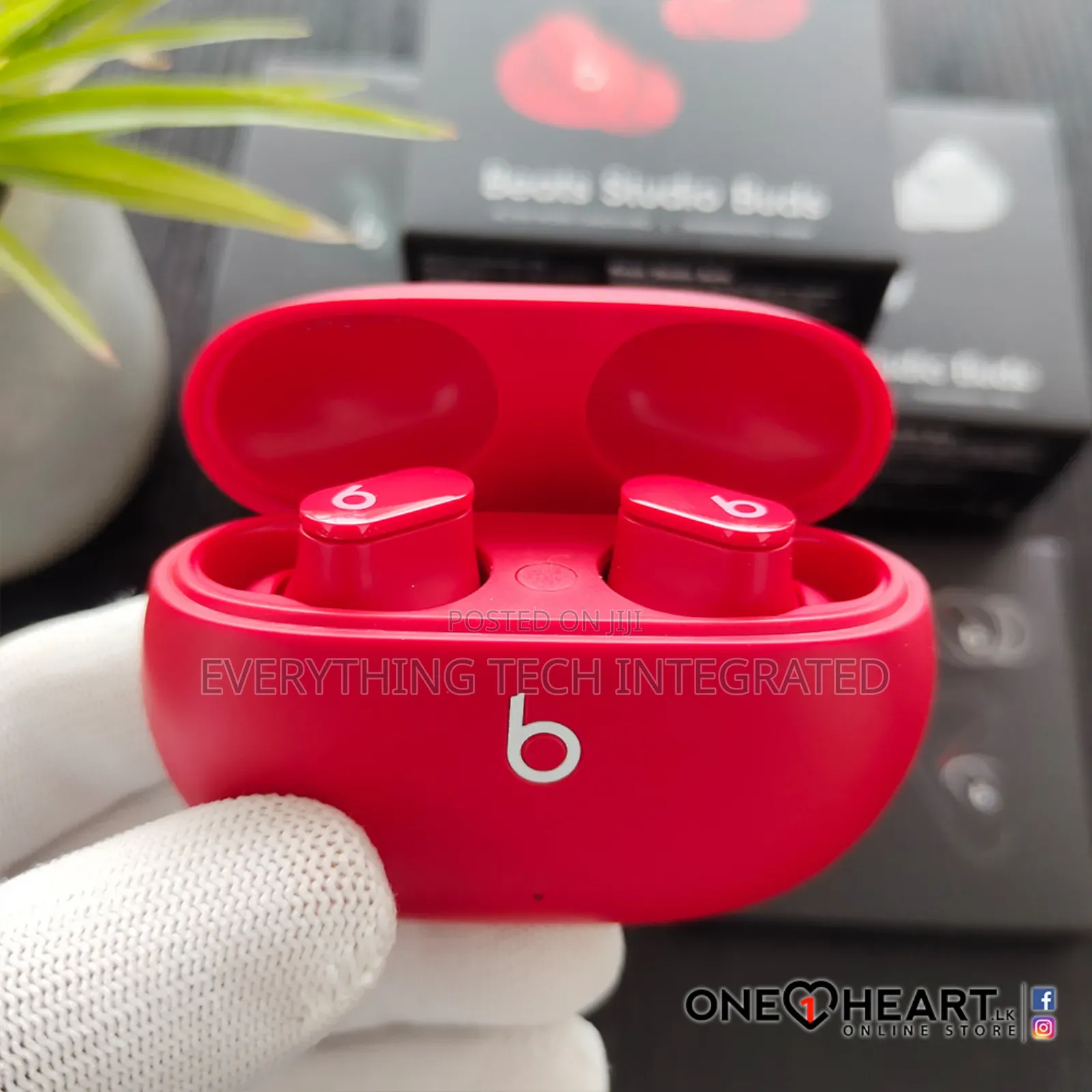 Beats Studio Buds - True Wireless Noise Cancelling Earbuds