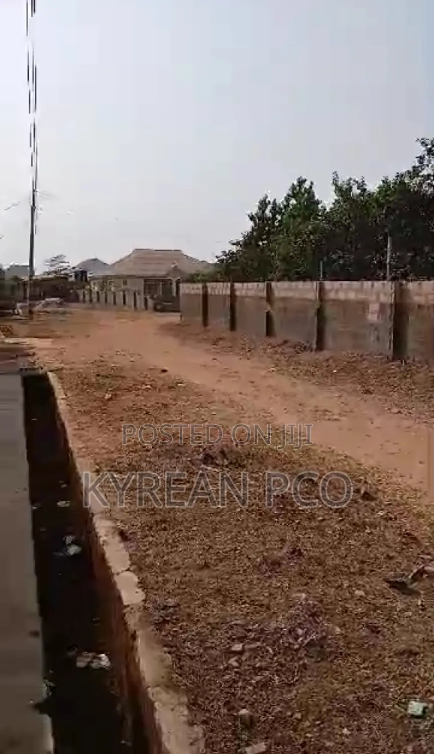 Full Plot With Structure