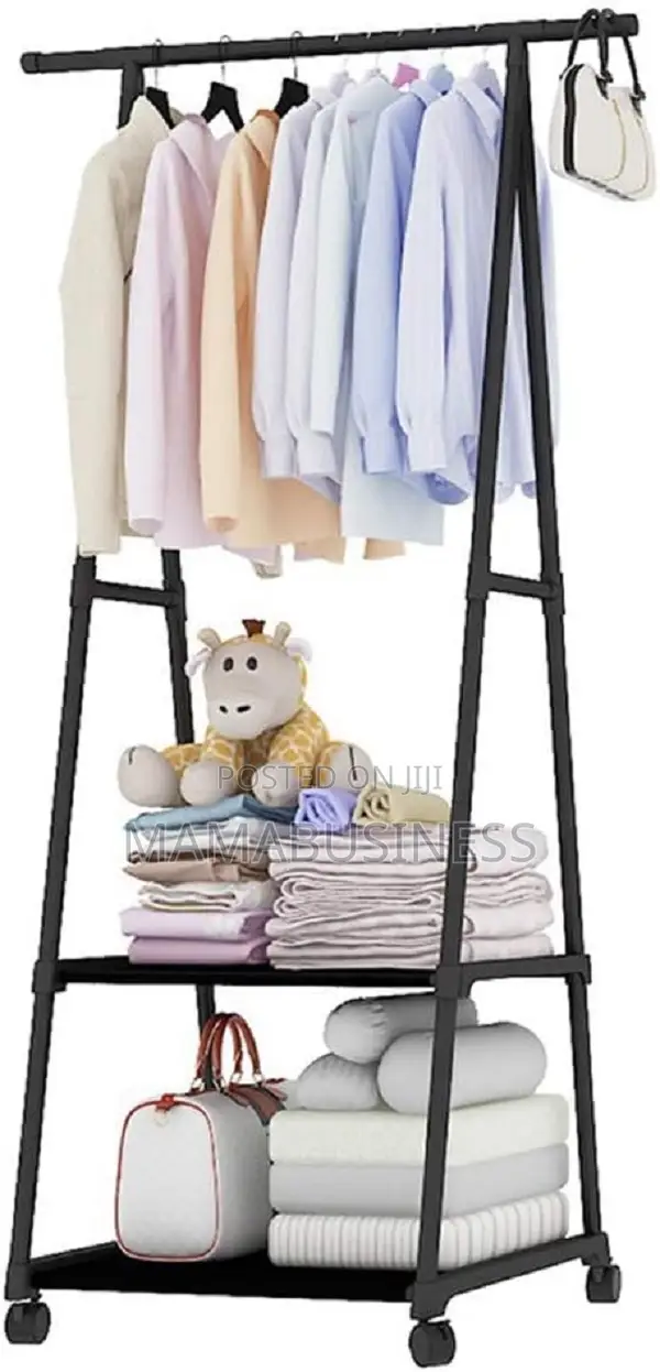 Triangle Cloth Rack (Black)