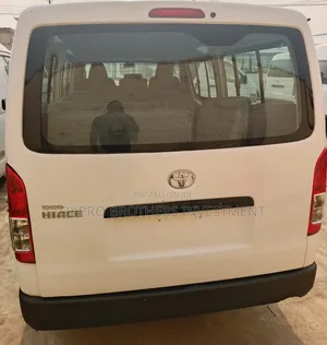 Toyota HiAce 2008 White
