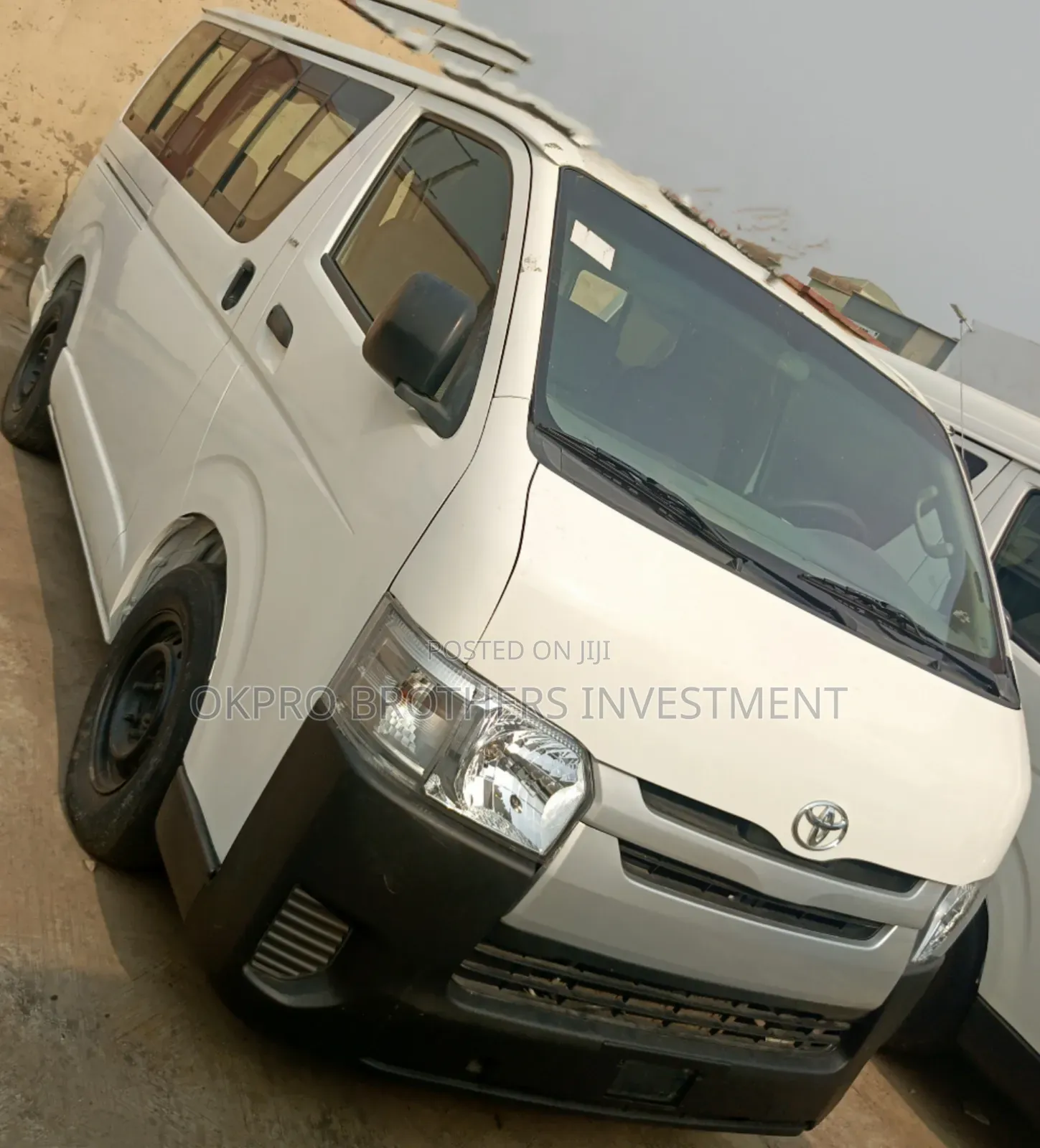Toyota HiAce 2008 White