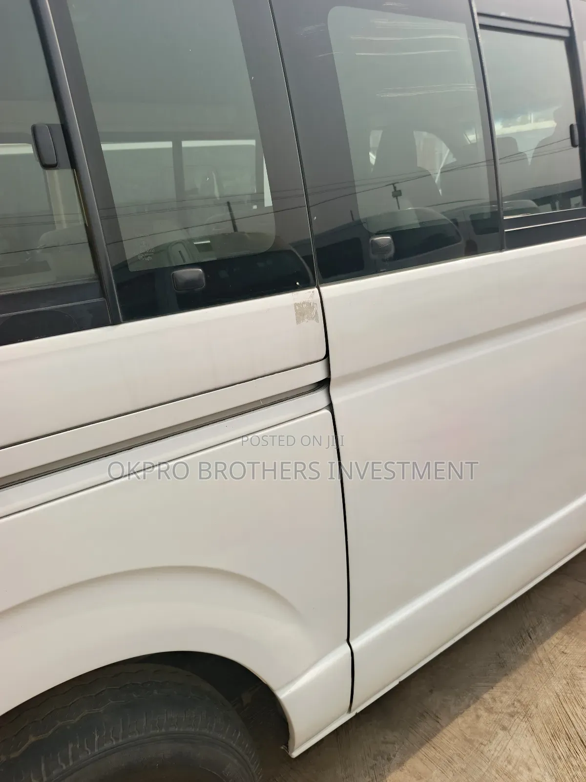 Toyota HiAce 2008 White