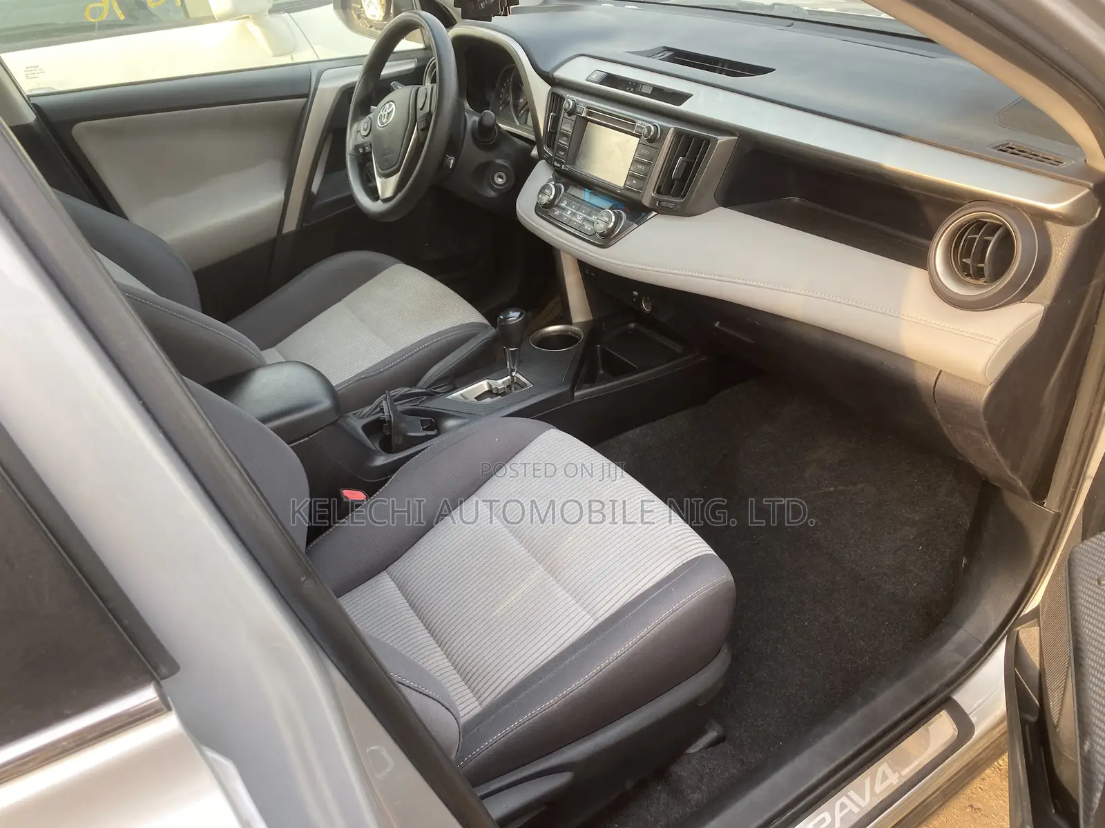 Toyota RAV4 2014 Silver