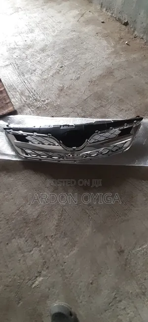 Front Grill Toyota Corolla 2009
