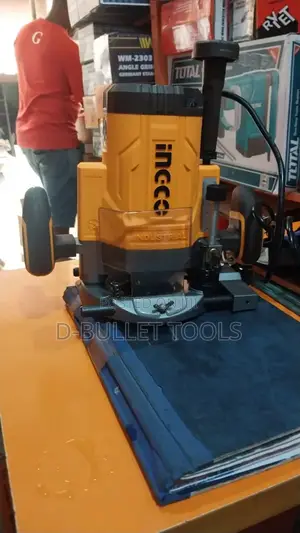 2200w Ingco Router