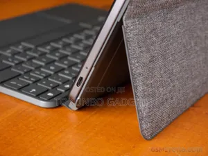 Lenovo ideapad 128 GB Blue