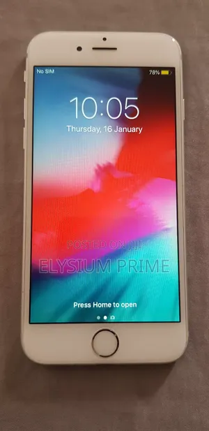 Photo - Apple iPhone 6 64 GB Silver