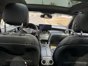 Mercedes-Benz GLC-Class 2017 White