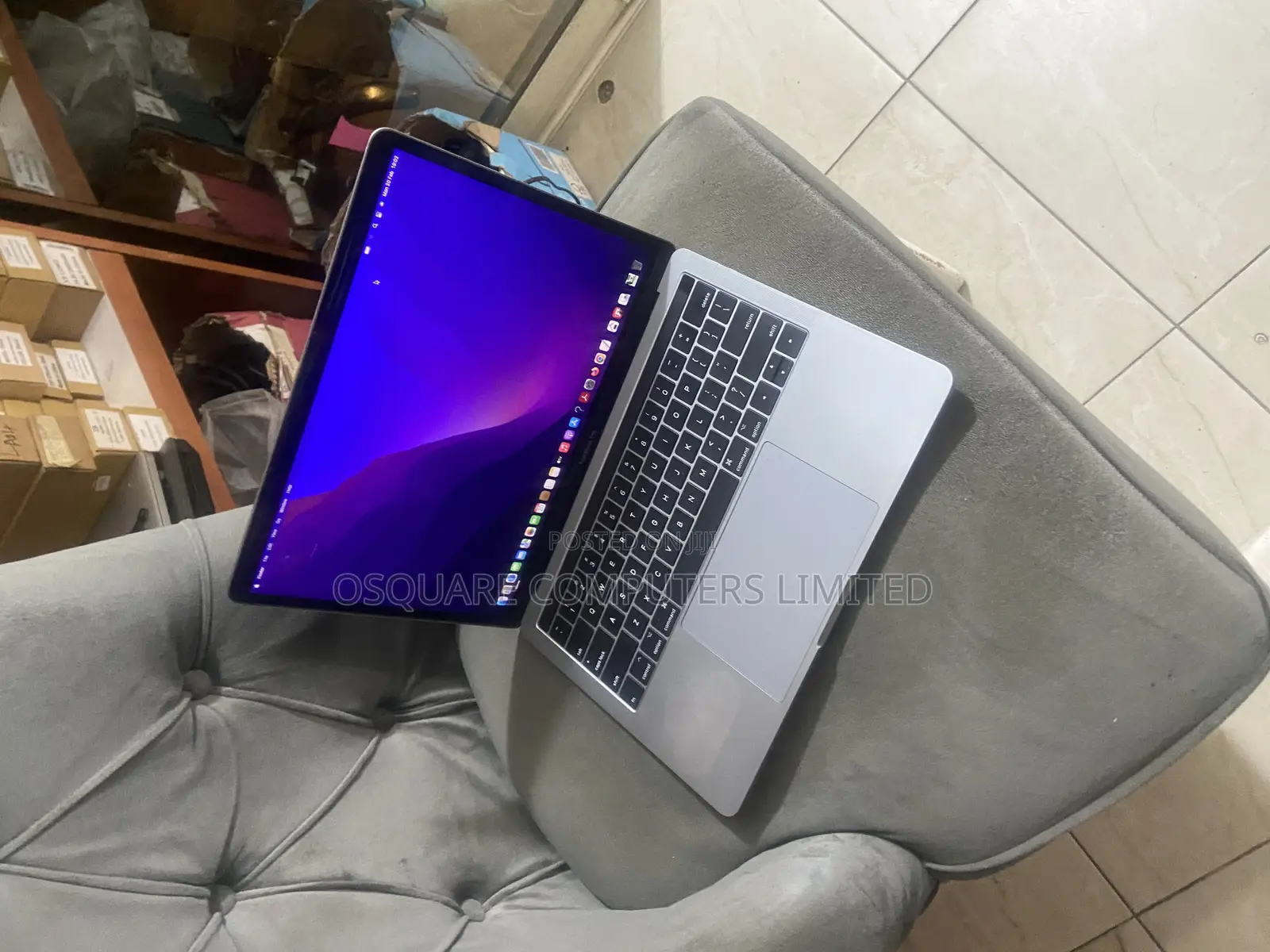 Laptop Apple MacBook Pro 2017 16GB Intel Core I5 SSD 256GB