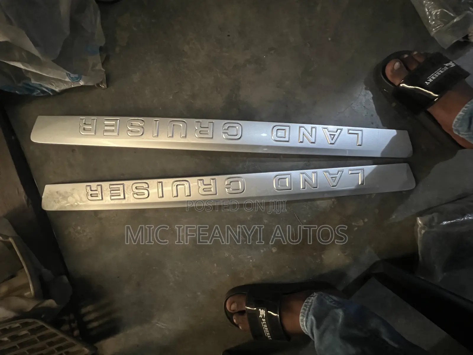 Landcruiser 2014 Booth Chrome